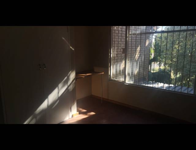 3 BEDROOM FLAT SOLD IN FLORAUNA